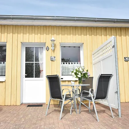 Gemuetlicher Aufenthalt Am Wieker Hafen Apartment