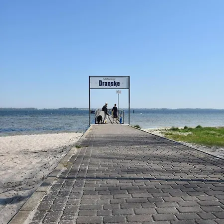 Gemuetlicher Aufenthalt Am Wieker Hafen Apartment